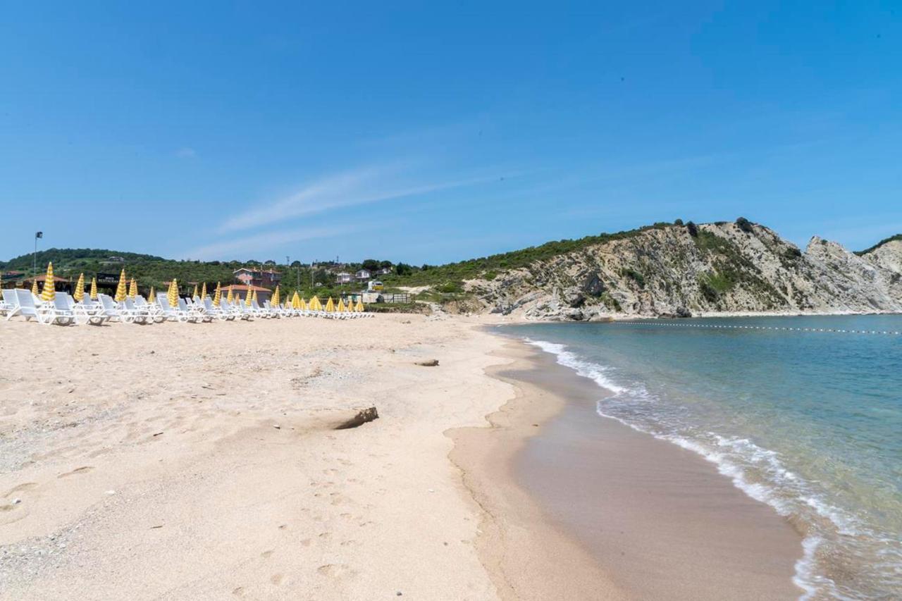 Mad Sea Beach Hotel Karacakoy Eksteriør bilde